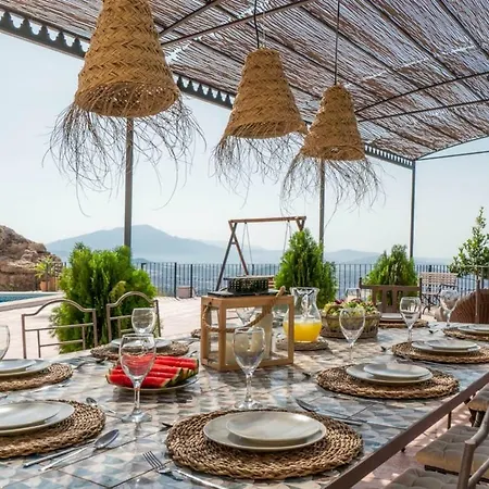 Villa With Views And Private Pool Near Malaga. Colmenar