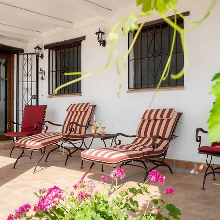 With Views And Private Pool Near Malaga. Colmenar